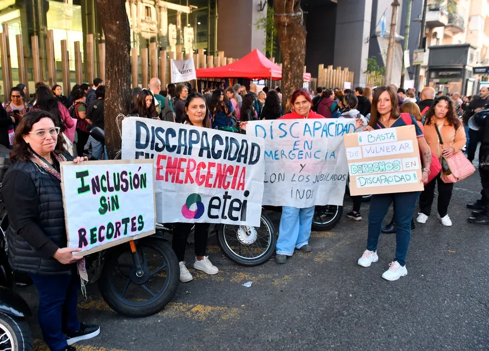 Organismos de personas con discapacidad concurren al Congreso por la Ley de emergencia