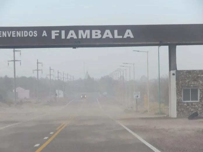 Alertan amarilla por viento zonda en Catamarca