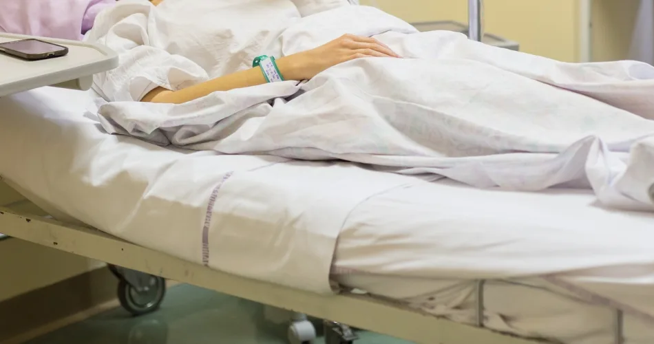 Condenaron a un hombre que usó un imán para intentar matar a su esposa