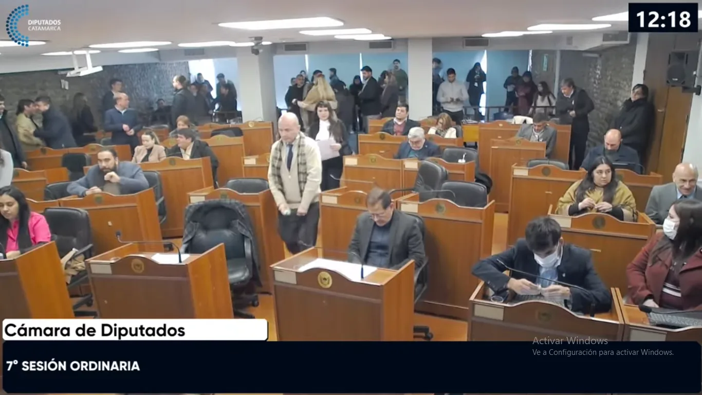 Sesiona Diputados en Catamarca