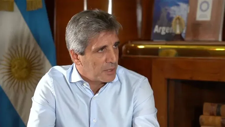Caputo, a los bancos: “Si insisten en no acatar las normas, habrá que tomar medidas”
