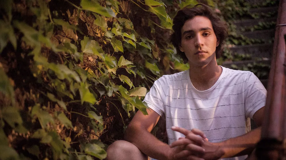 Denunció a su papá por abuso, hizo que fuera preso y ahora dice que era mentira