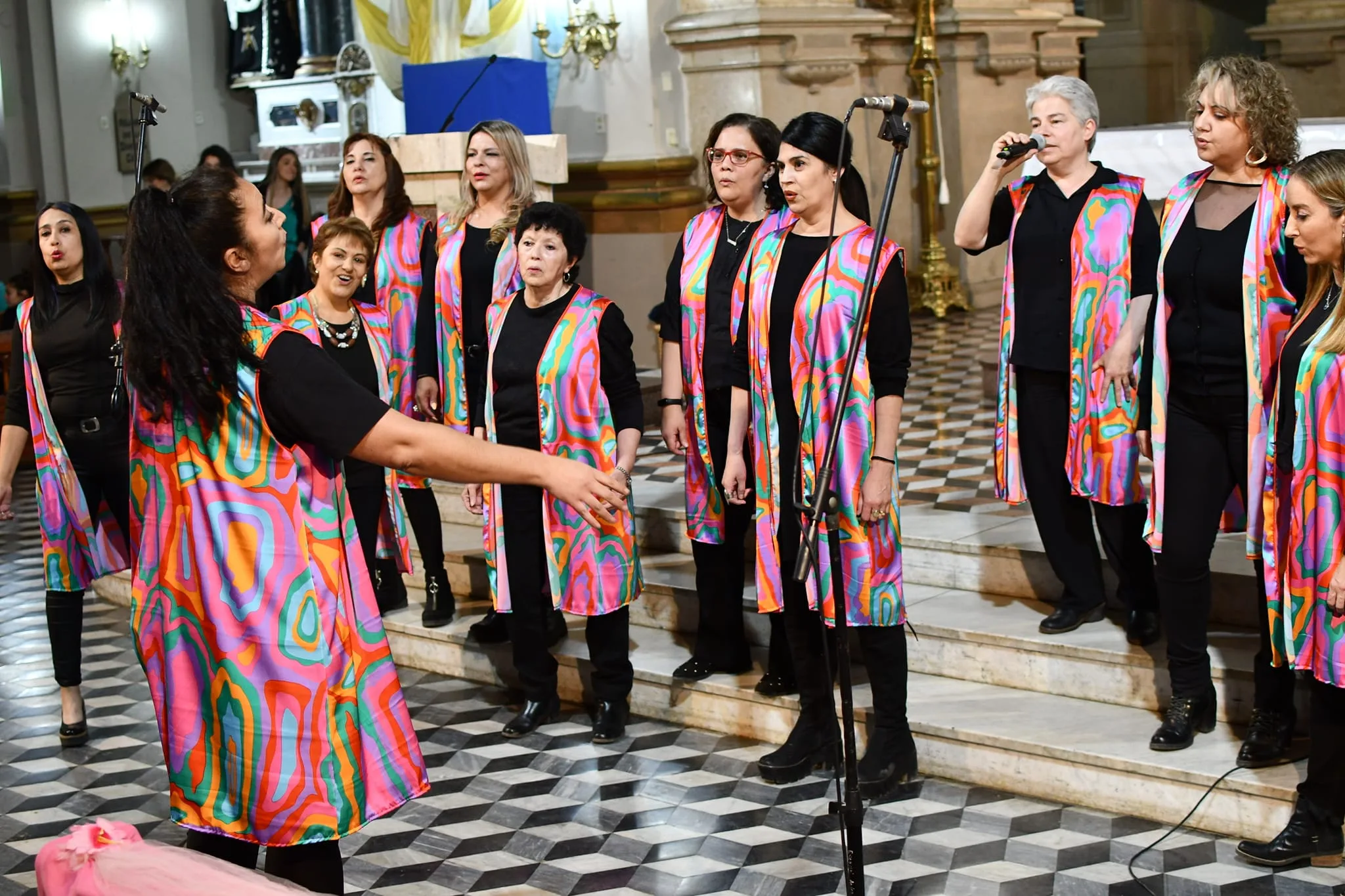 El coro Catamarca Gospel Choir se presenta en la Fiesta del Poncho este lunes