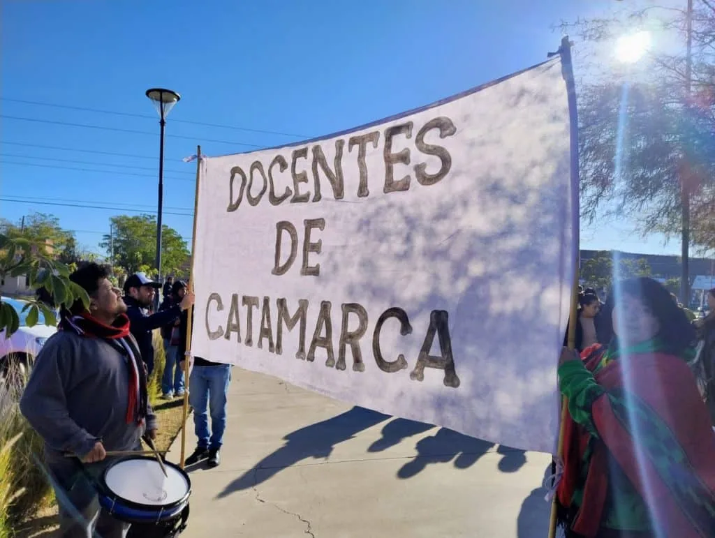 Catamarca: todavía sin acuerdo en la paritaria docente, cuarto intermedio hasta mañana
