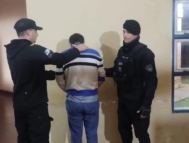 Prisión preventiva para un hombre que mató a machetazos a su ex pareja frente a sus hijos