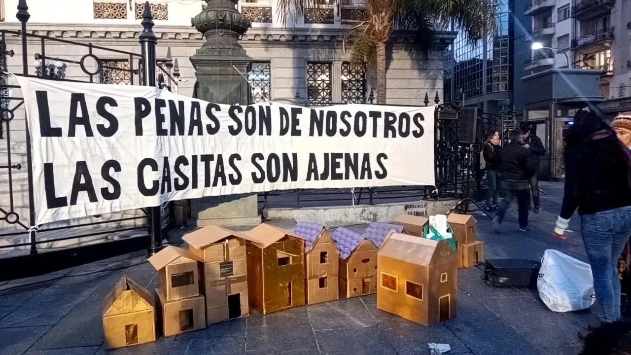 Casi 40% de los jóvenes entre 25 y 35 años viven con sus padres por no poder acceder a una vivienda