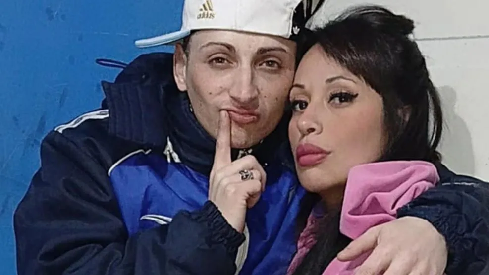 Asesinó a su pareja a balazos adelante de su hijo e intentó suicidarse: ambos tenían tobilleras electrónicas