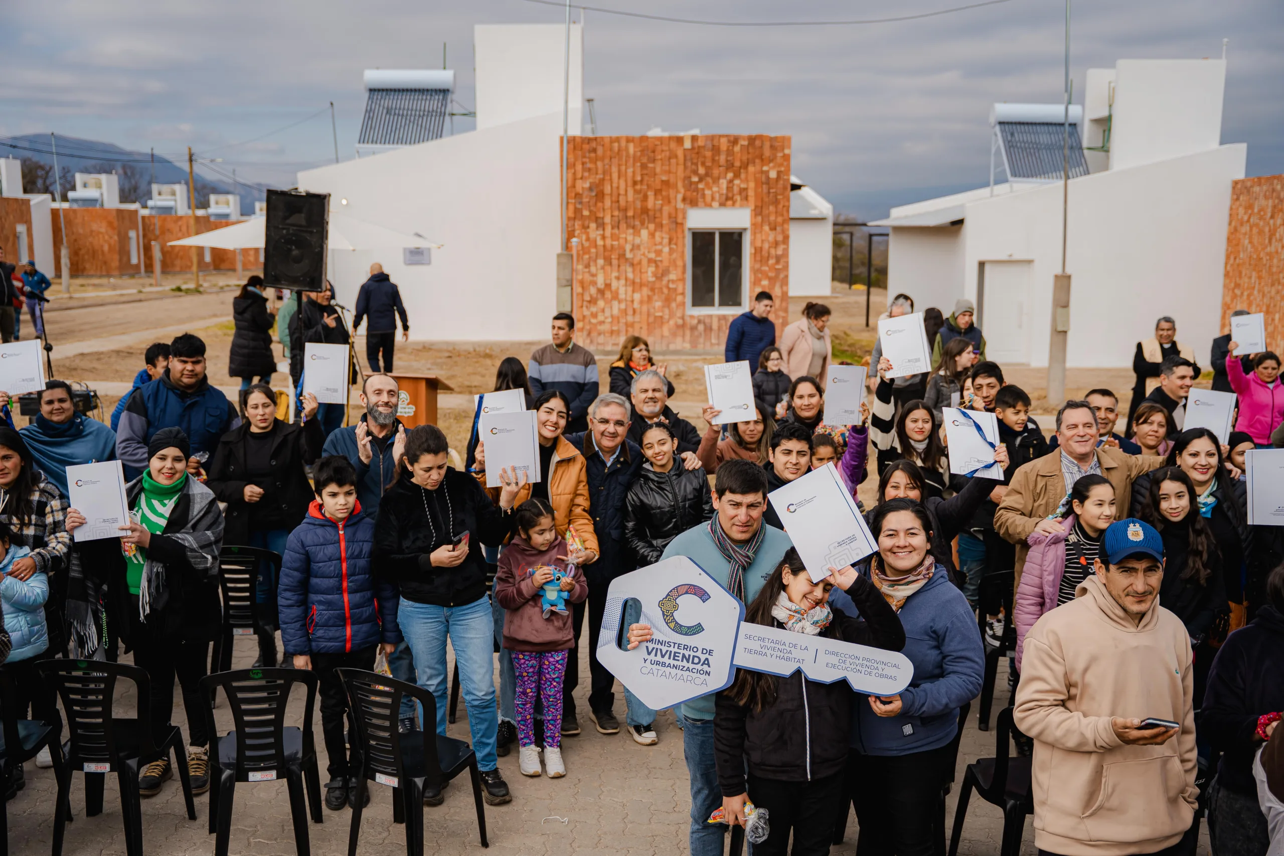 Catamarca: entregaron 38 nuevas viviendas en Los Varela