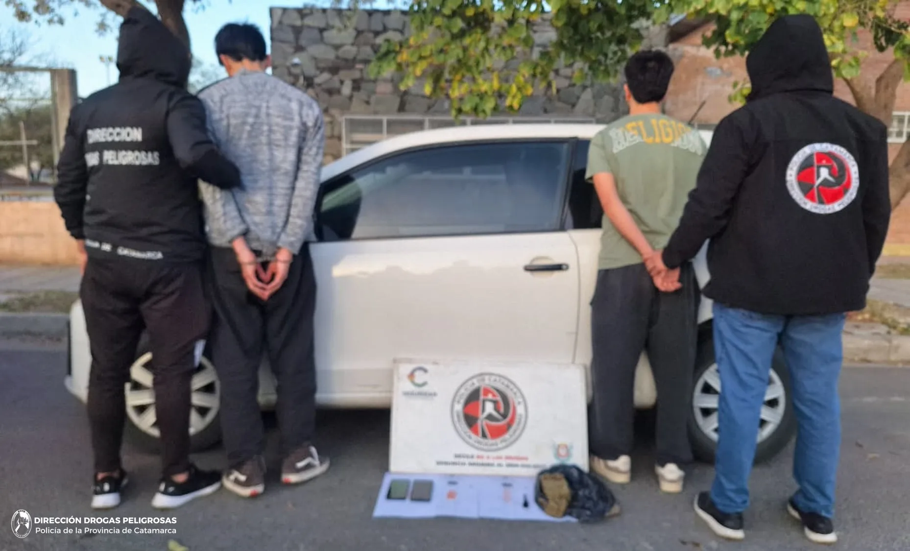 Catamarca: detienen a dos jóvenes con medio kilo de marihuana