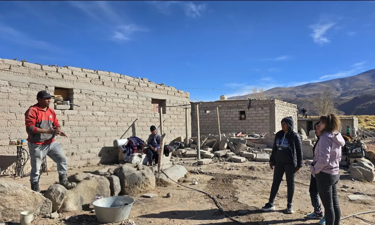Catamarca: el Ministerio de Trabajo acompaña a la comunidad de Laguna Blanca en la recuperación de unidades productivas textiles artesanales