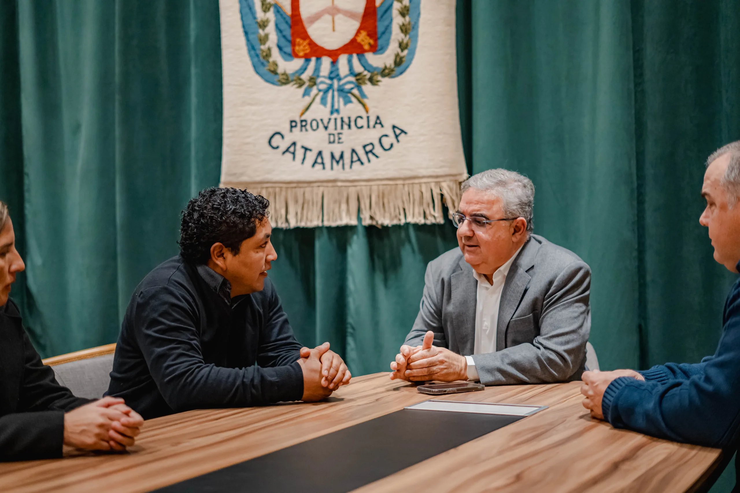 Catamarca: Gobierno de la Provincia y municipio articulan tareas para avanzar con la reparación de daños en Laguna Blanca