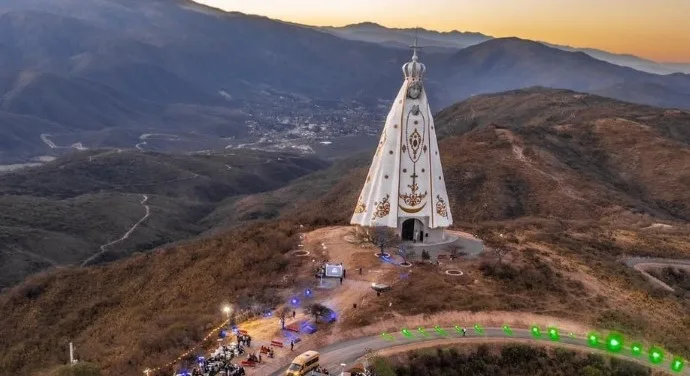 Catamarca: hoy domingo se realiza la 1ra. Peregrinación Juvenil a la Virgen de El Rodeo