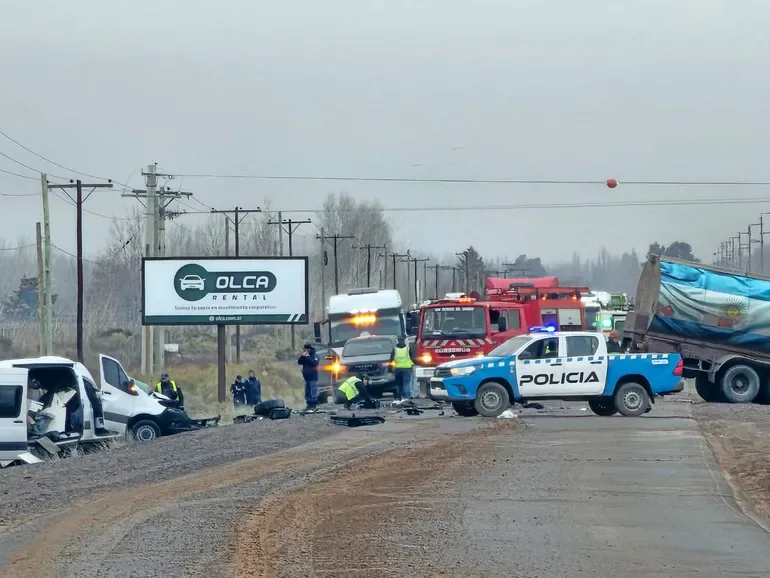 Choque fatal: murieron dos estatales de Protocolo de Casa de Gobierno que iban camino a un acto oficial en Neuquén
