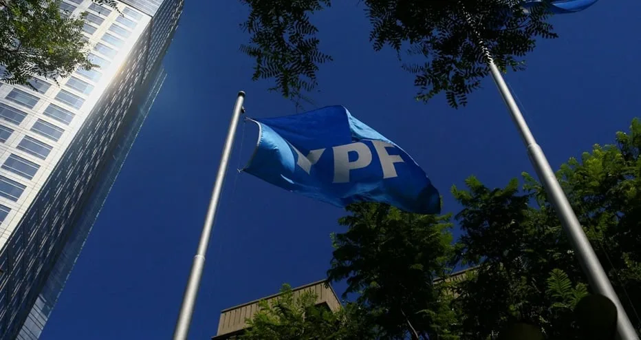 La Justicia de EE.UU. definirá hoy martes si Argentina debe entregar el 51% de las acciones de YPF en medio de la batalla judicial por la expropiación