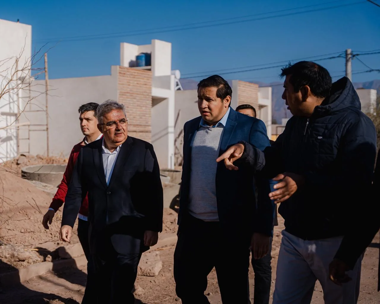 Más soluciones habitacionales: la Provincia continúa con la construcción de 90 viviendas en Tinogasta