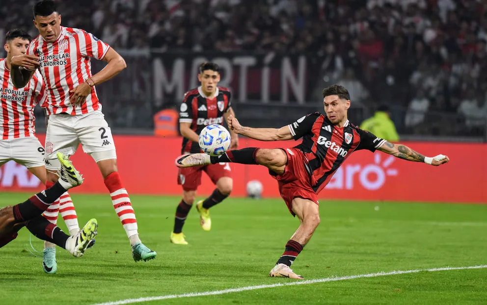 River Plate goleó a San Martín de Tucumán y se clasificó a los octavos de final de la Copa Argentina