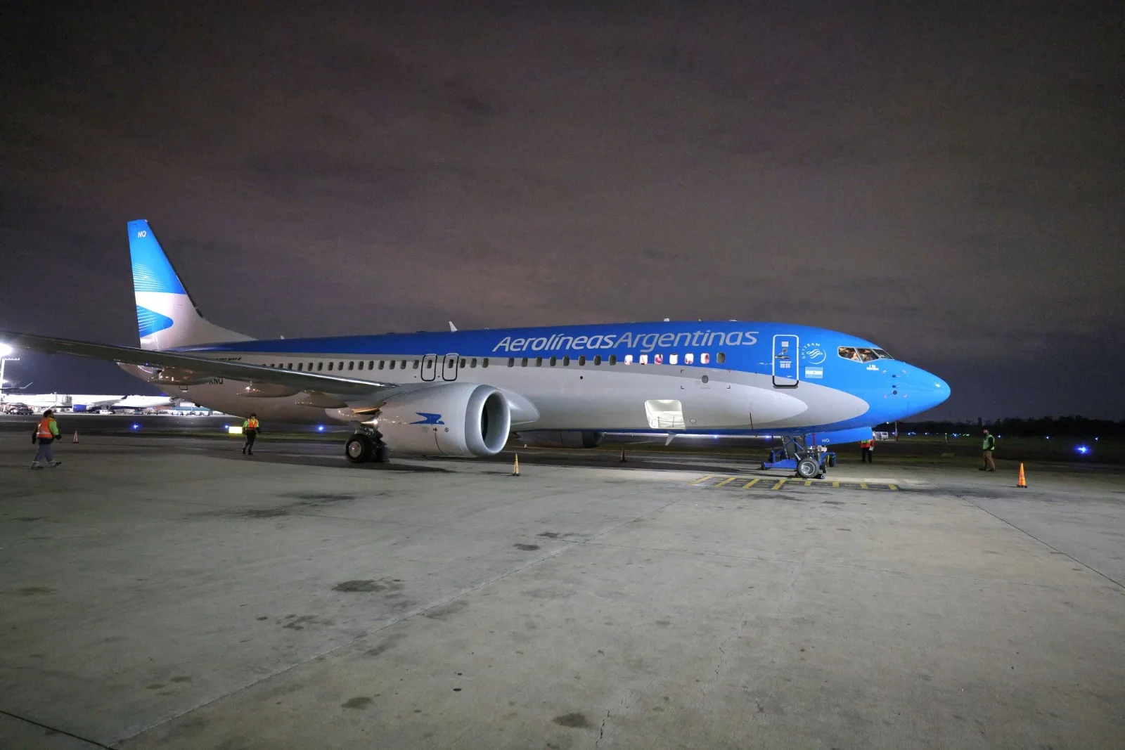 Más de 8.000 pasajeros serán afectados hoy por el paro de controladores aéreos