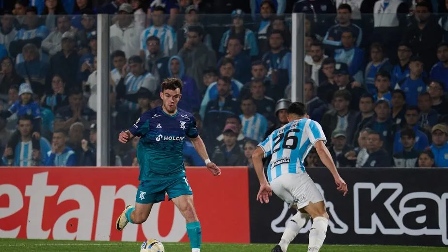 Atlético Tucumán goleó a Talleres 3 a 0 por el Torneo Clausura