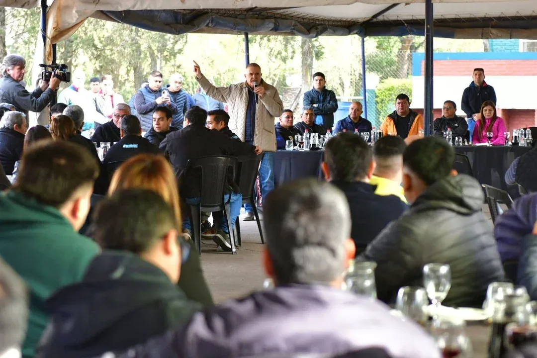 Jaldo desafió a Milei: “Si quiere venir el león, lo vamos a atender aquí en Tucumán”