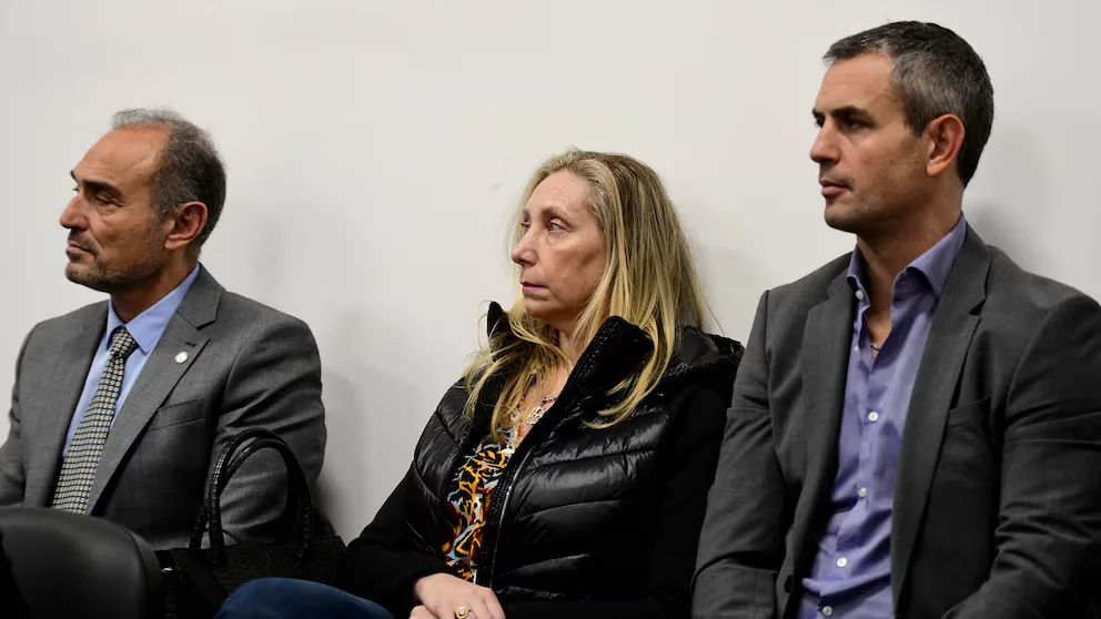 Coimas: Martín Menem dijo que pone las manos en el fuego por su primo Lule y por Karina Milei”