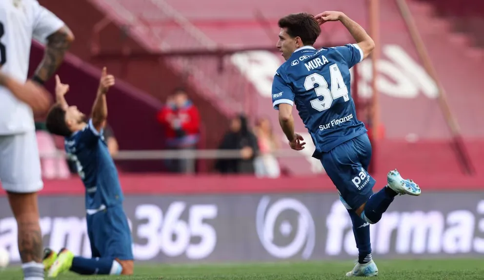 Racing goleó 3-0 a Riestra y avanzó a los cuartos de final de la Copa Argentina