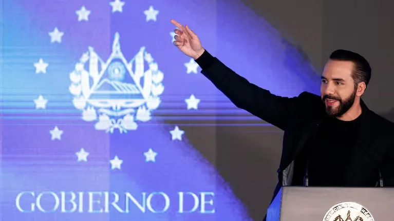 Bukele aprobó la reelección indefinida en El Salvador pero desestima ser llamado “dictador”