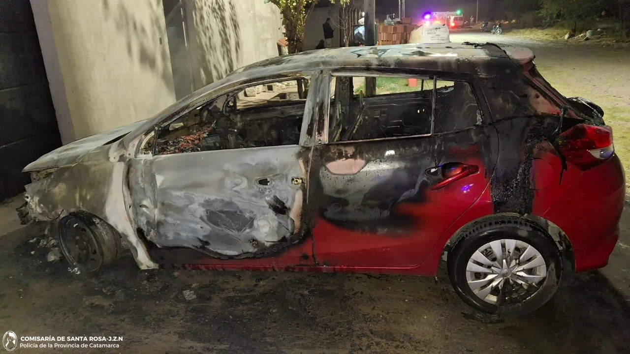 Se incendió un auto en Valle Viejo