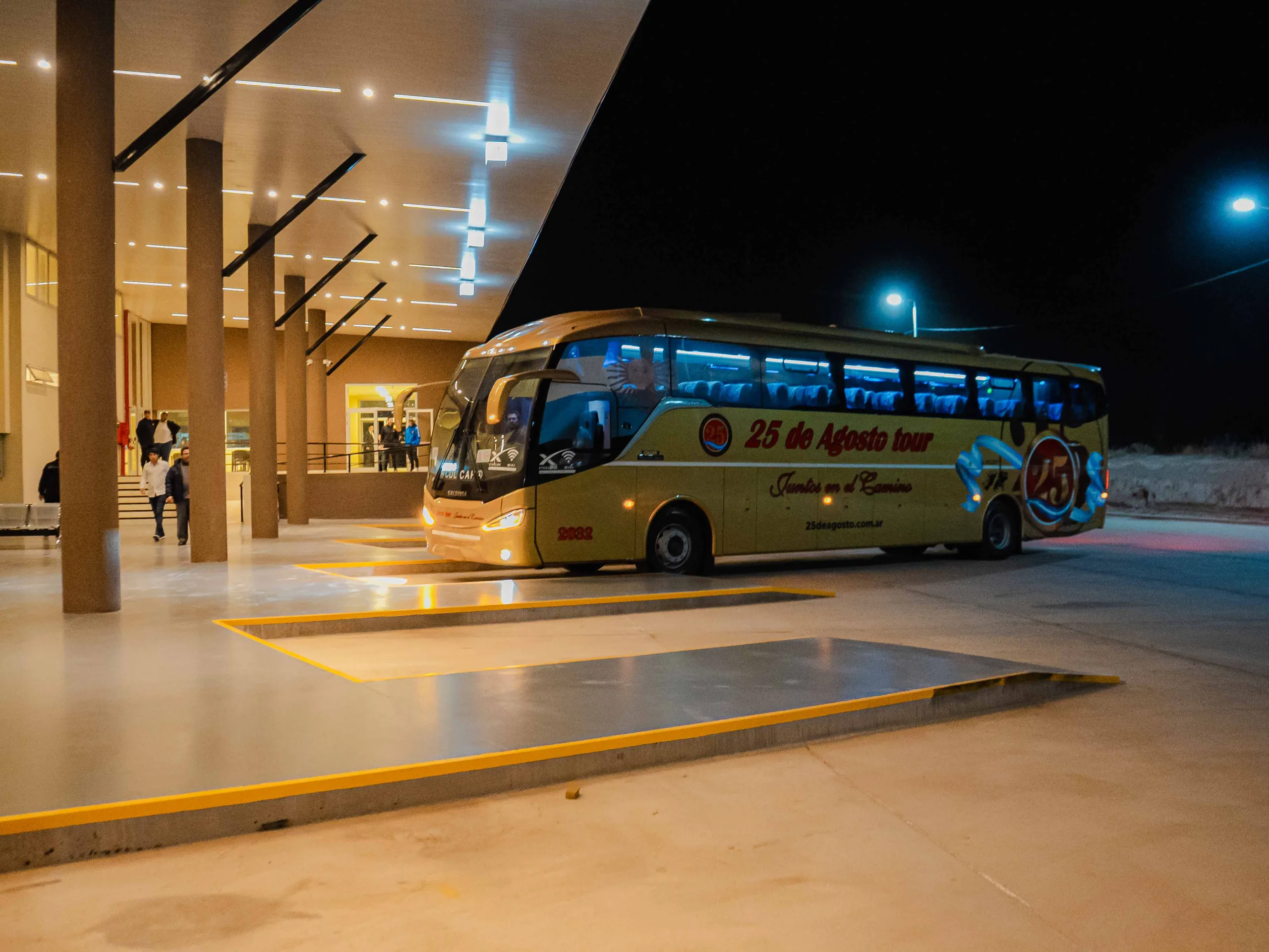 Catamarca: se inauguró la nueva Terminal de Belén, la más grande del interior, con microcine