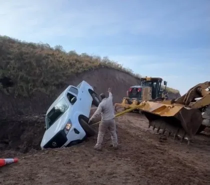 Catamarca: volcó una camioneta oficial