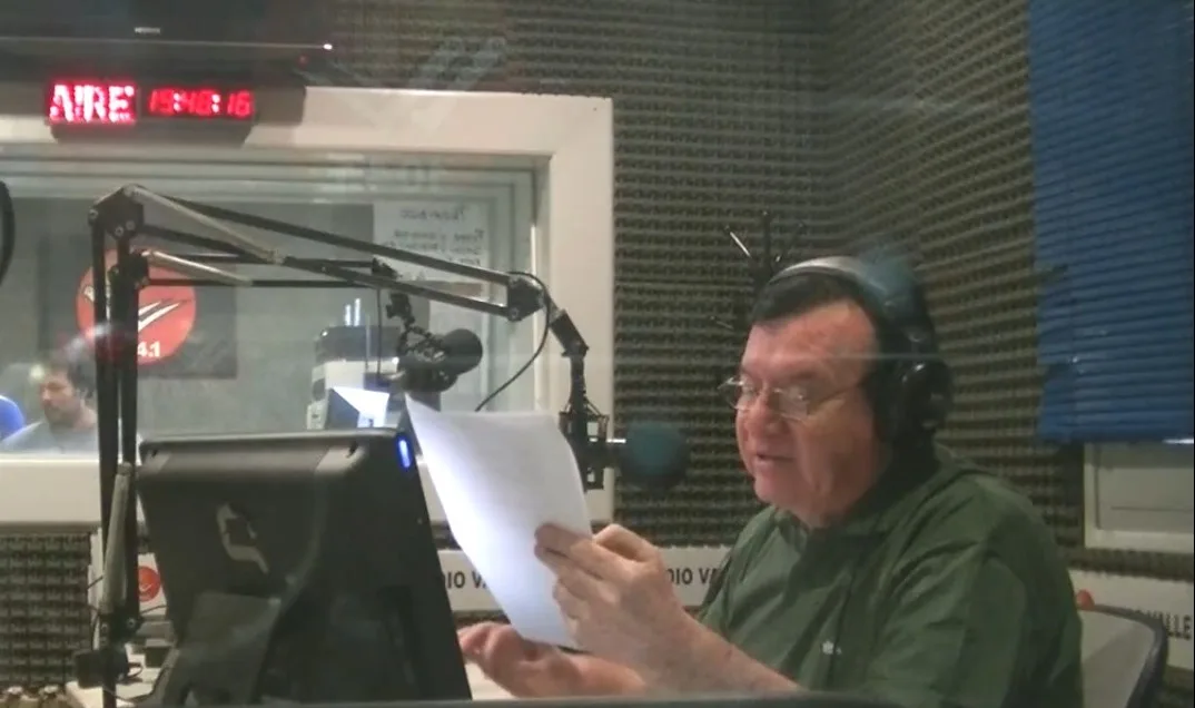 Murió Guillermo Melo: locutor pionero de la música del recuerdo en la radio de Catamarca