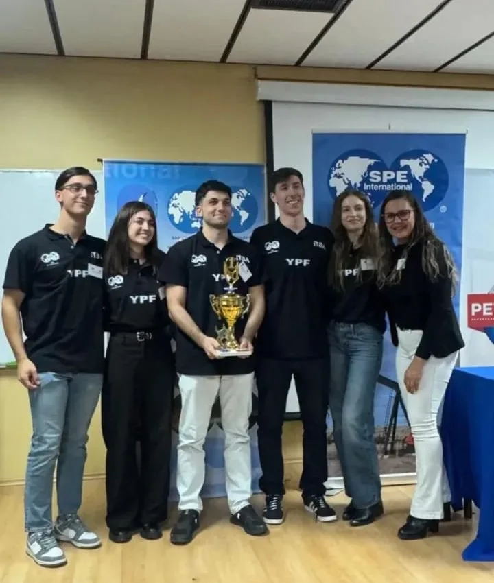 Jóvenes universitarios argentinos clasificaron al Mundial de Petróleo en Houston