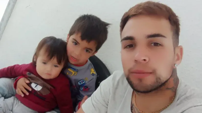 Secuestró a sus hijos de 2 y 6 años y aparecieron muertos tres días después