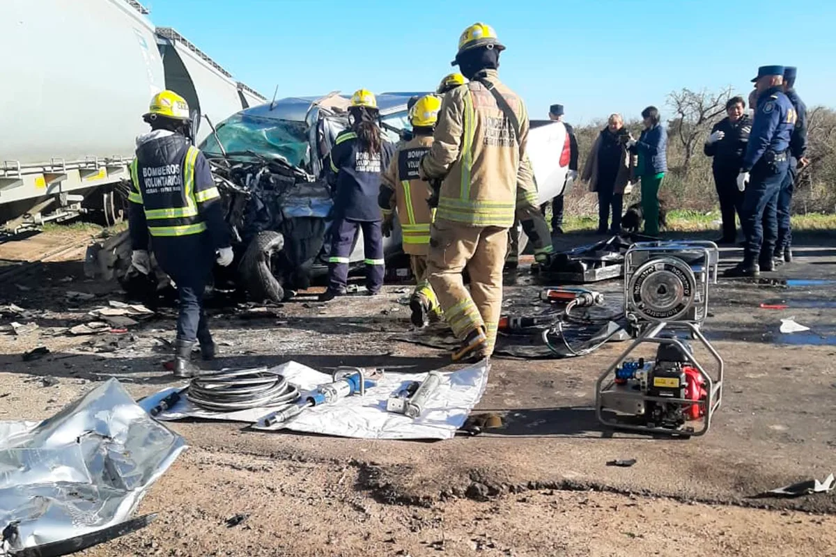 Tres muertos por el choque de una camioneta contra un tren en el Sur de Entre Ríos