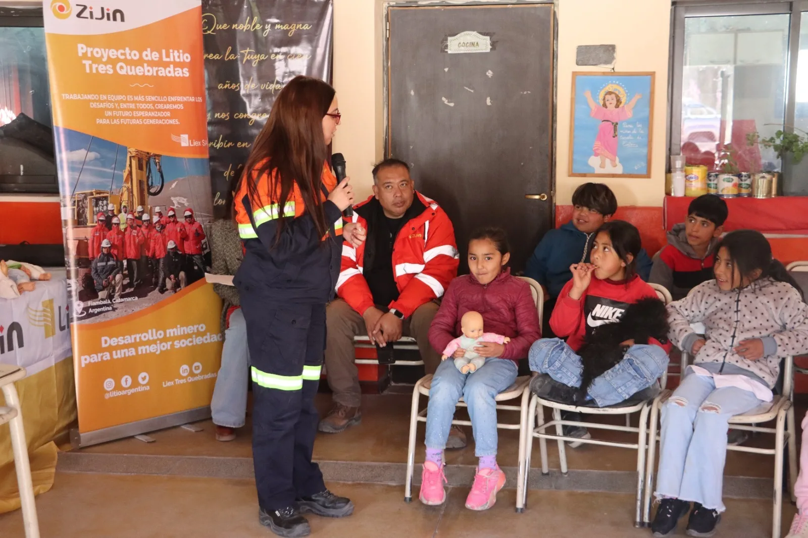 Catamarca: Zijin-Liex organizó una jornada de capacitación en emergencias cardiopulmonares