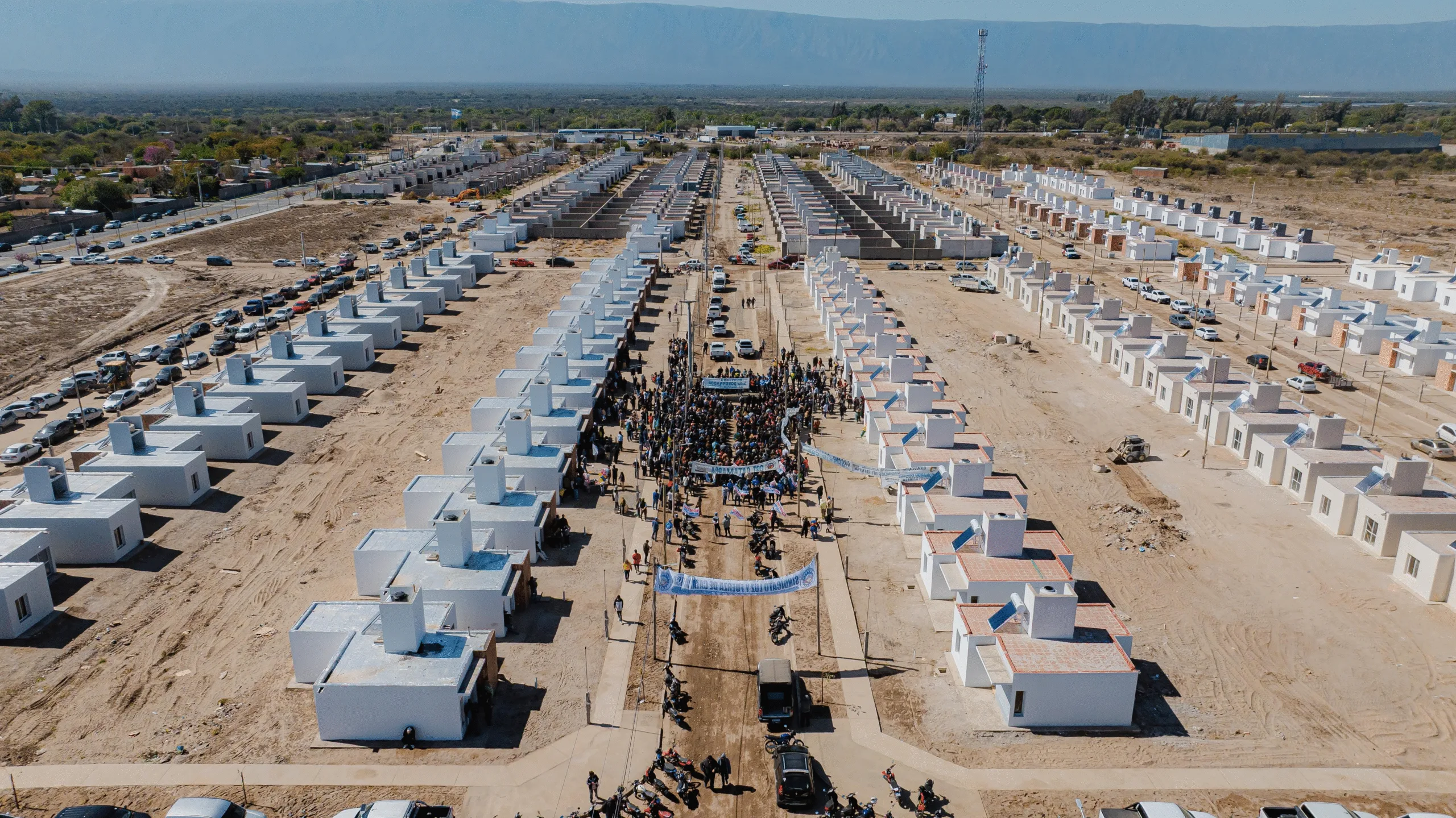 El Gobierno de Catamarca entregó 120 viviendas en el Loteo Marcolli