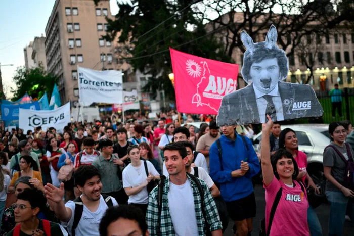 Convocan para mañana a un paro nacional por 24 horas en todas las universidades públicas del país