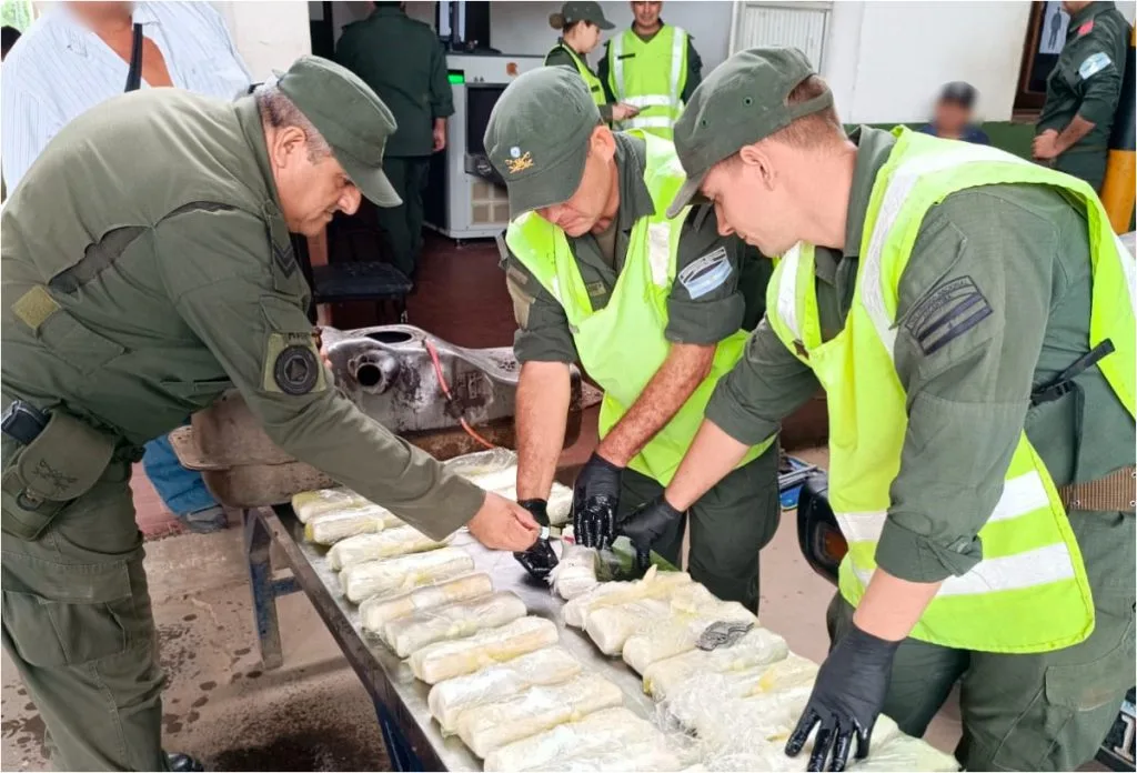 Noroeste argentino: secuestraron casi 250 kilos de cocaína en tres días