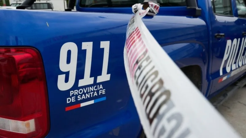 Un adolescente asesinado y una joven gravemente herida en dos ataques a balazos en diferentes zonas de Santa Fe
