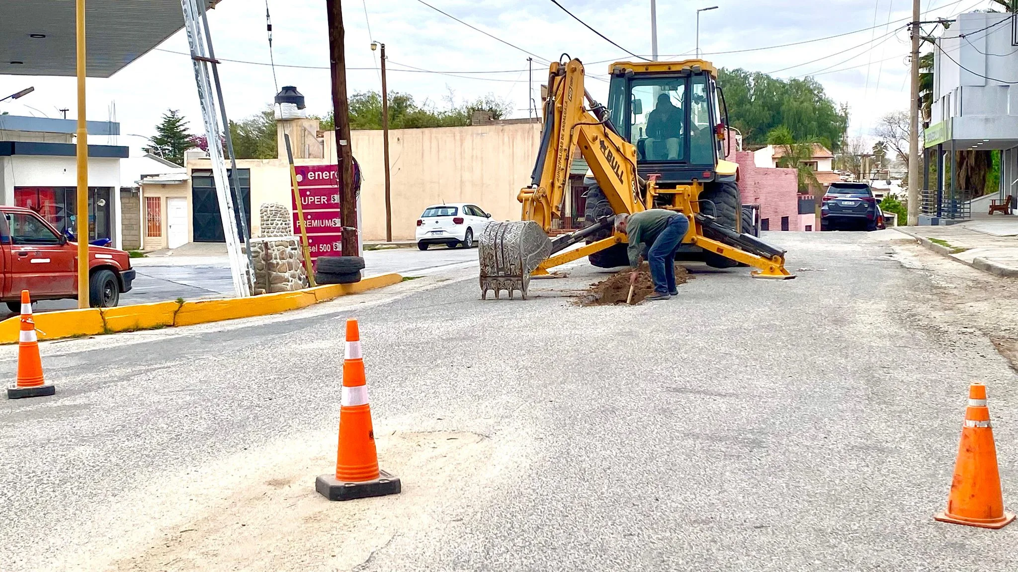 La municipalidad de Andalgalá cuestionó a Aguas de Catamarca por trabajos inconclusos que producen rotura de calles