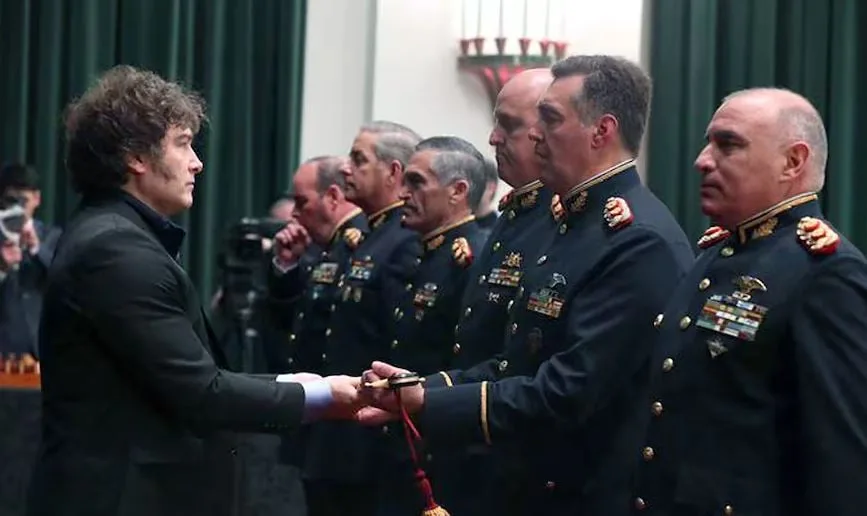 Desde que asumió Milei, más de 18.000 militares dejaron las Fuerzas Armadas por salarios bajos y falta de equipamiento