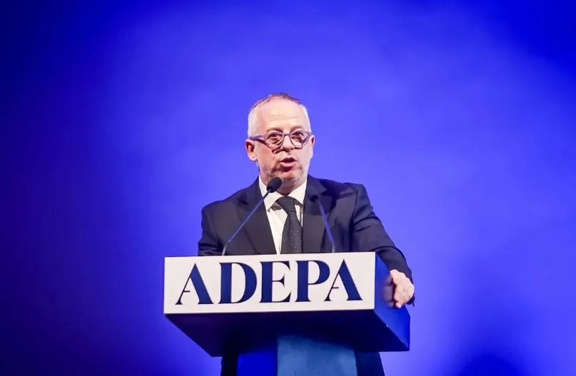 ADEPA rechaza la prohibición judicial de difundir audios atribuidos a Casa de Gobierno