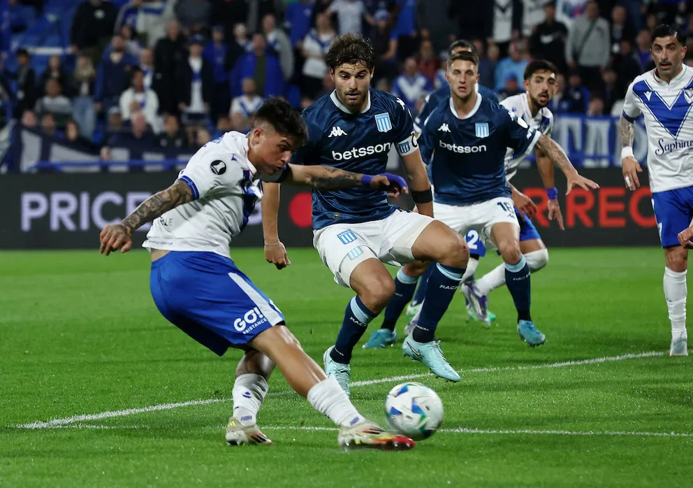 Racing derrotó 1-0 a Vélez en el primer duelo de los cuartos de final de la Copa Libertadores