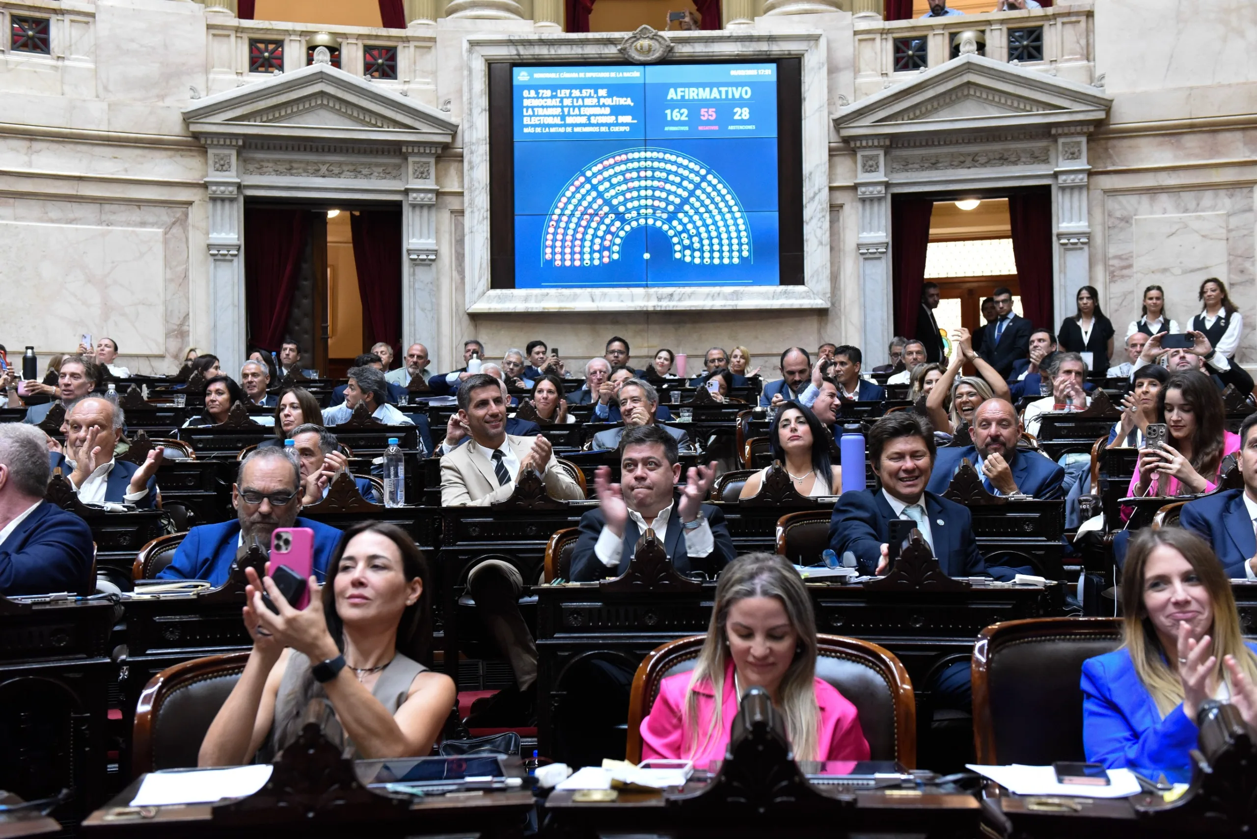 La Cámara de Diputados debatirá hoy miércoles los vetos al financiamiento de las universidades y del Garrahan