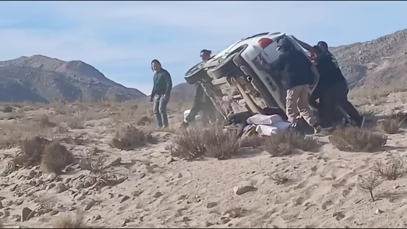 Catamarca: volcó una camioneta en Belén