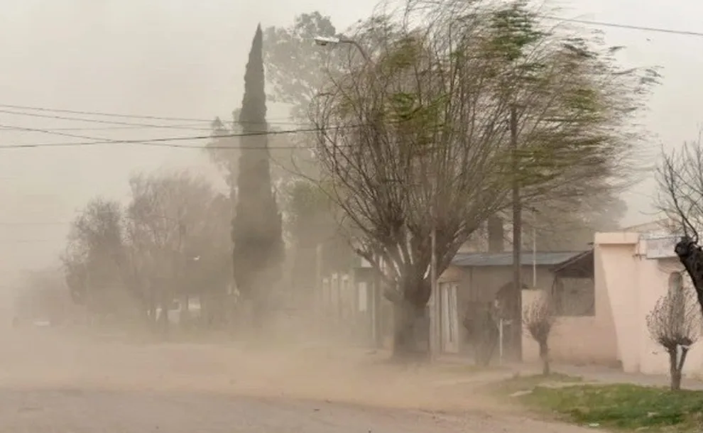 Catamarca: alerta amarilla este miércoles por vientos en Capital e Interior