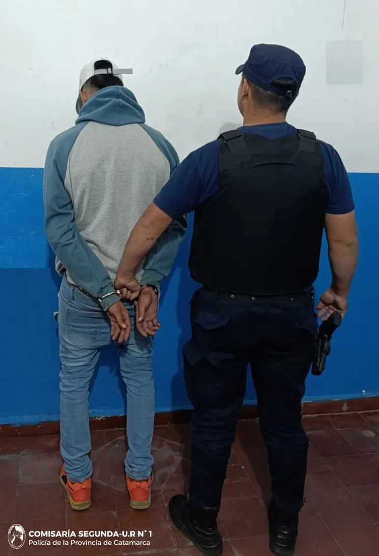 Catamarca: detuvieron a un joven que le robó un celular a una septuagenaria