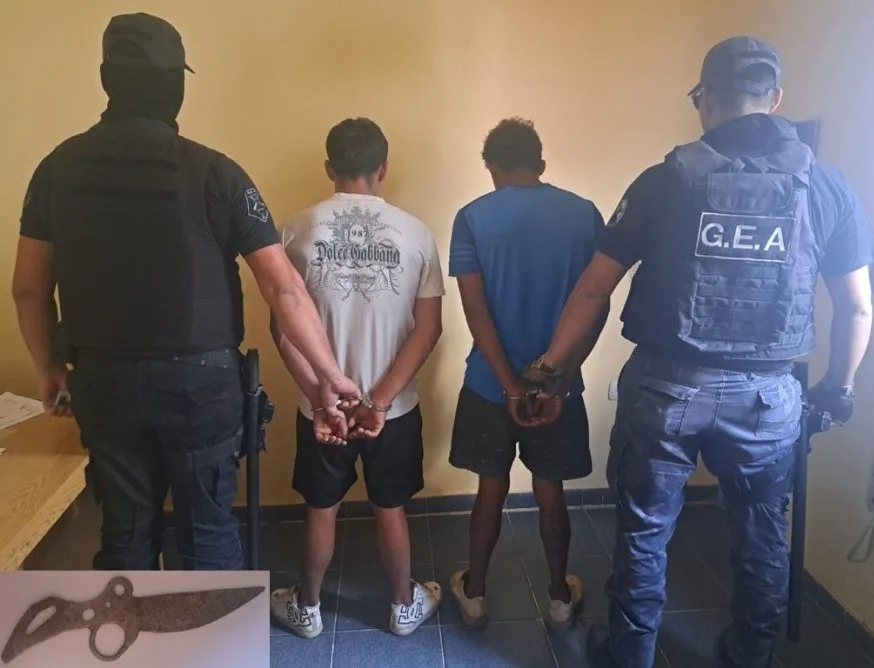 Policías de Catamarca arrestaron a cuatro personas y secuestraron un arma blanca en La Paz