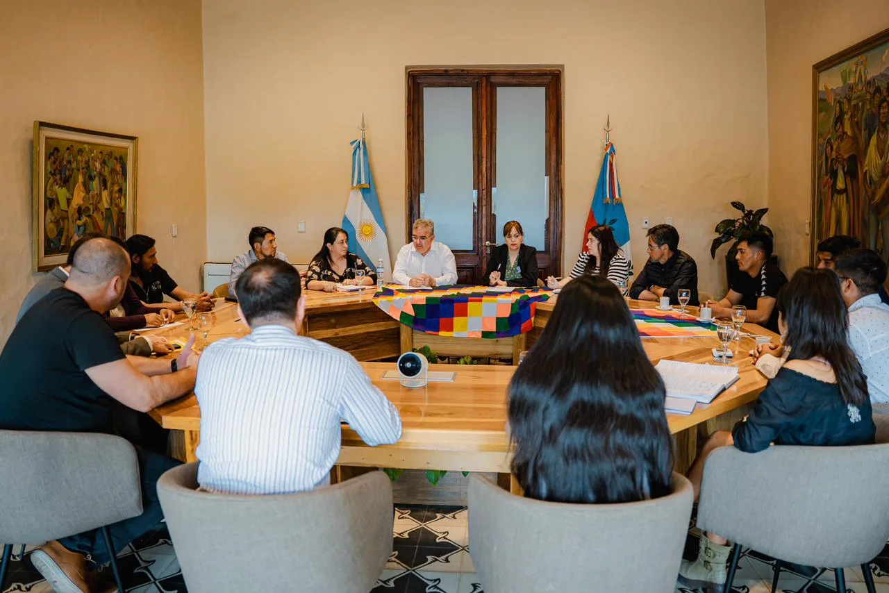 El Gobierno de Catamarca se reunió con pueblos originarios para avanzar en infraestructura y servicios