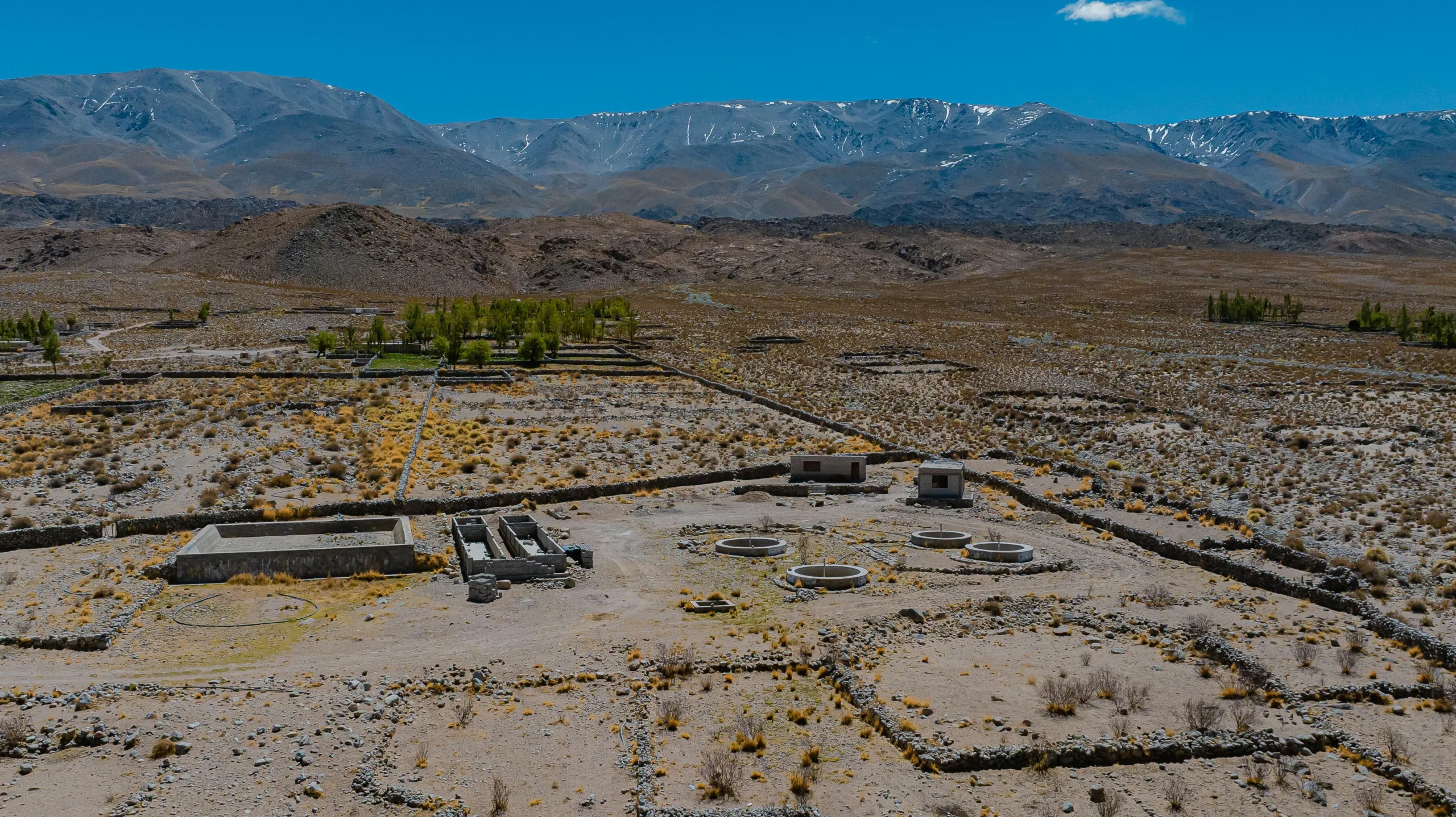 Catamarca: Laguna Blanca lleva adelante un proyecto de cría de truchas “Arco Iris de la Puna”