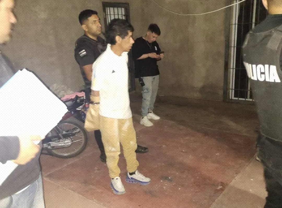 Asesinan de un balazo en la cabeza a una mujer en San Juan